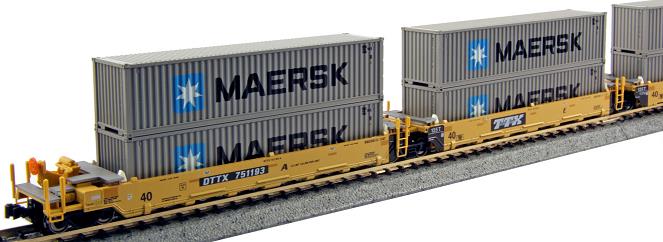 MAXI-I Double Stack Car TTX
- 5-Unit Well Car includes 10 x Maersk Magnetic 40' Containers