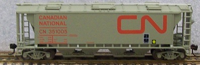 CN Slab Side Covered Hopper - Six Square
